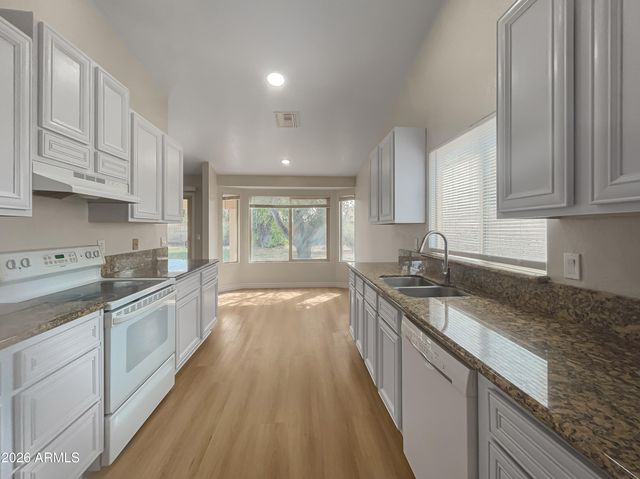 18805 N 49TH Drive, Glendale, AZ 85308