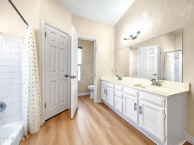 18805 N 49TH Drive, Glendale, AZ 85308