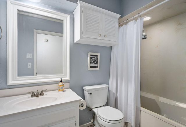 13416 Pinehurst Road, Oklahoma City, OK 73120