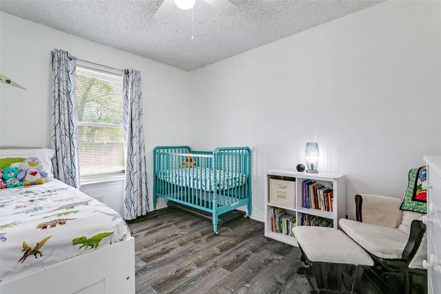 1409 Briarcrest Drive, Grapevine, TX 76051