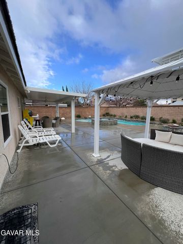 3036 Holline Court, Lancaster, CA 93535