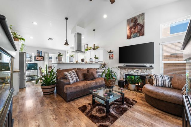 3036 Holline Court, Lancaster, CA 93535