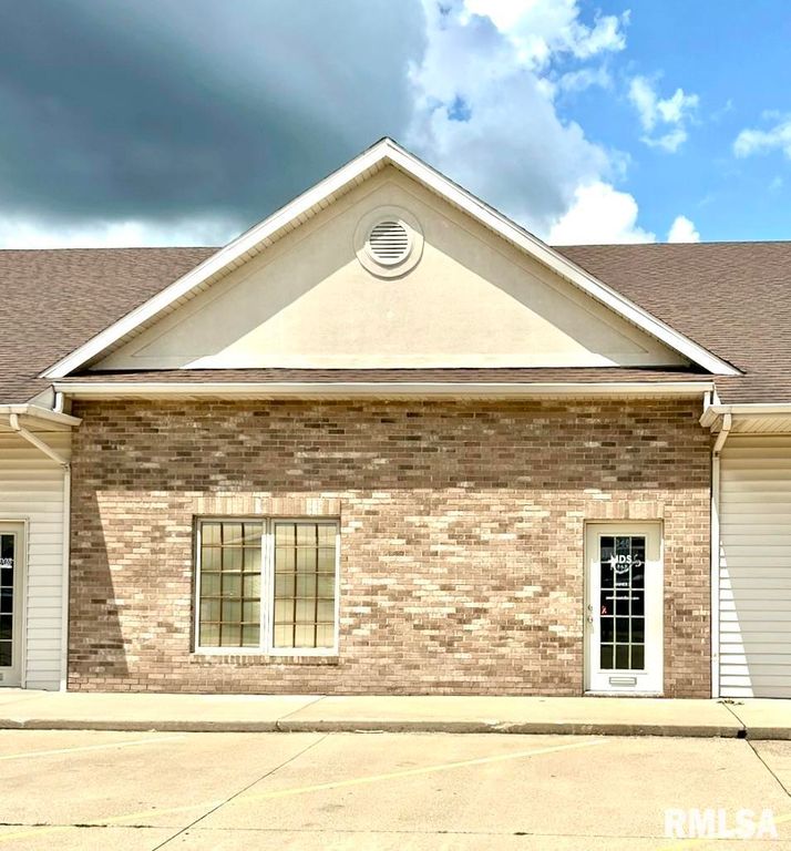 438 WILLIAMS Lane, Chatham, IL 62629