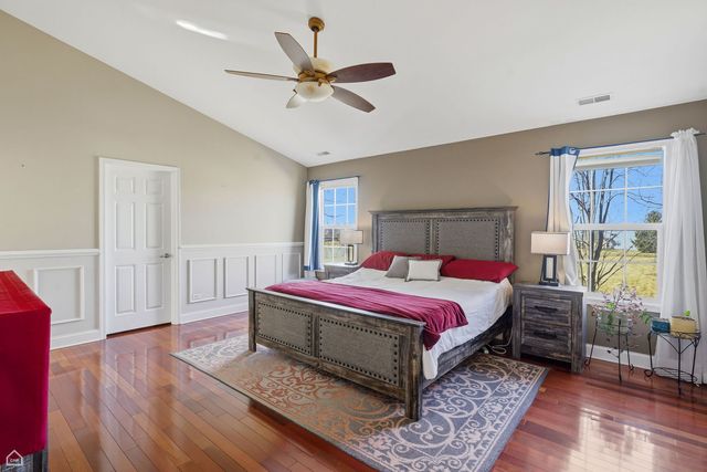 1190 Alpine Lane, Elgin, IL 60120