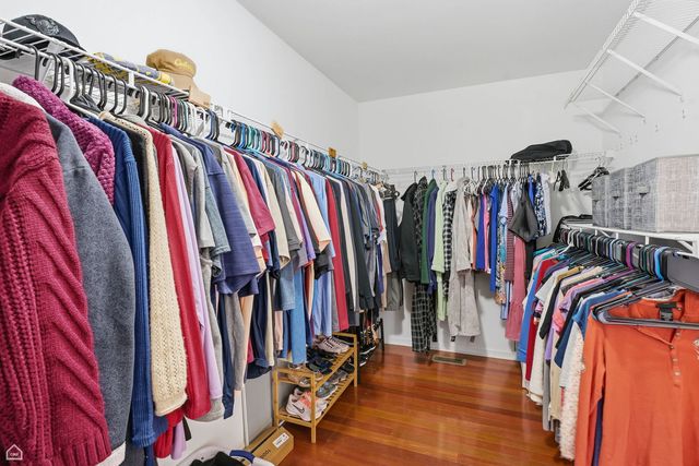 1190 Alpine Lane, Elgin, IL 60120