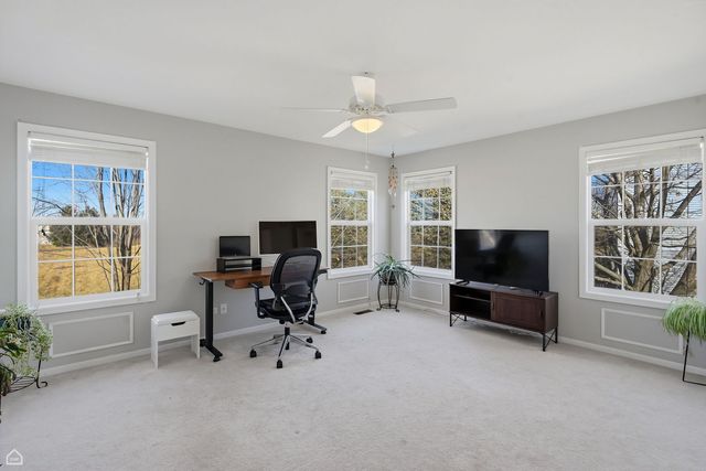 1190 Alpine Lane, Elgin, IL 60120