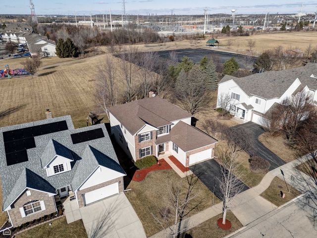 1190 Alpine Lane, Elgin, IL 60120