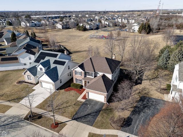 1190 Alpine Lane, Elgin, IL 60120