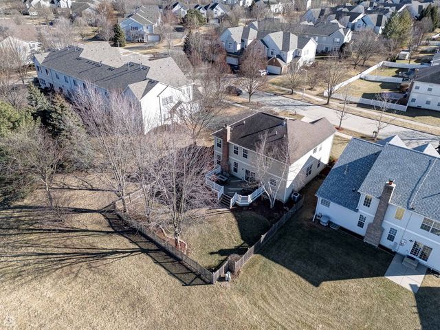 1190 Alpine Lane, Elgin, IL 60120