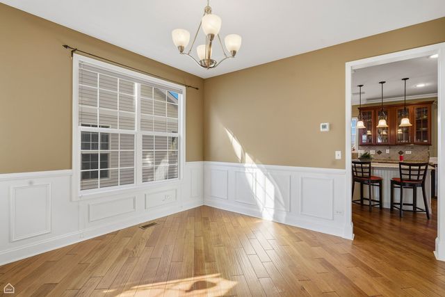 1190 Alpine Lane, Elgin, IL 60120