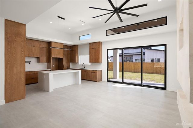 9906 25th Lane, Mcallen, TX 78504