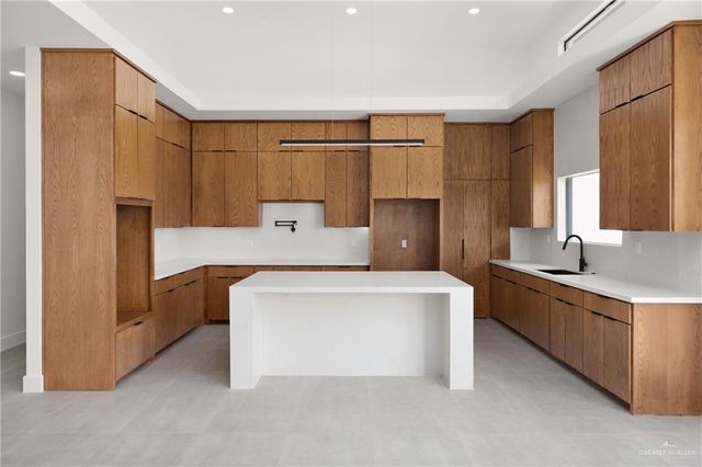 9906 25th Lane, Mcallen, TX 78504