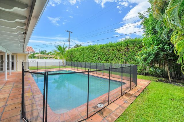 2120 NE 207th Street, Miami, FL 33179