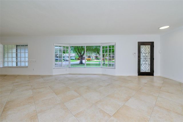 2120 NE 207th Street, Miami, FL 33179
