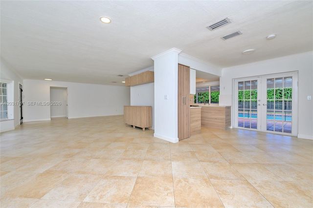 2120 NE 207th Street, Miami, FL 33179