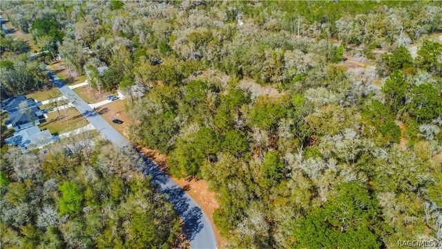 8743 N Sandree Drive, Citrus Springs, FL 34434