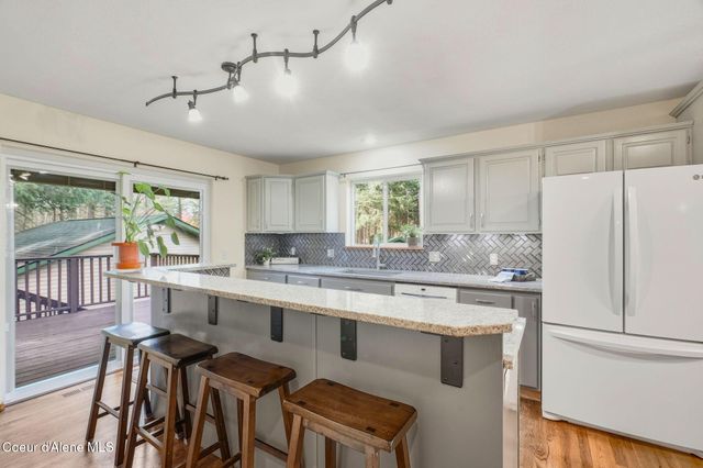 5100 W Golden AVE, Rathdrum, ID 83858