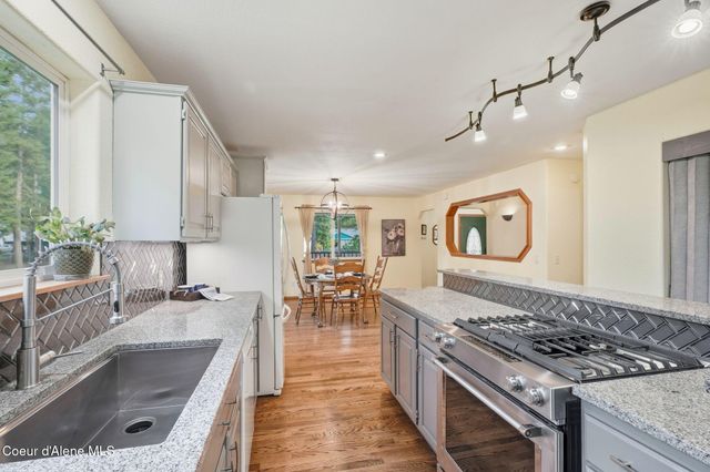 5100 W Golden AVE, Rathdrum, ID 83858