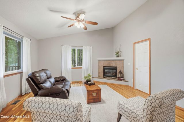 5100 W Golden AVE, Rathdrum, ID 83858
