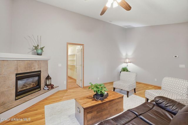 5100 W Golden AVE, Rathdrum, ID 83858