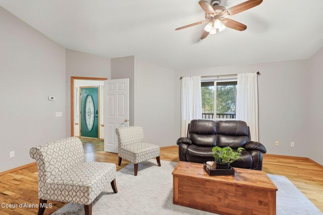 5100 W Golden AVE, Rathdrum, ID 83858