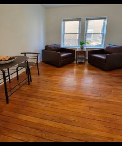 681 W Wrightwood Avenue 3E, Chicago, IL 60614