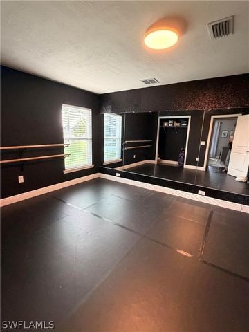 4240 NW 31st TER, Cape Coral, FL 33993