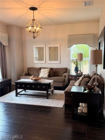 4240 NW 31st TER, Cape Coral, FL 33993