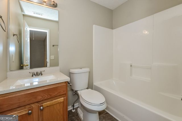 815 Lakeside Circle, Covington, GA 30016