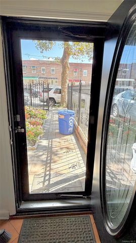 3207 Pearsall Avenue, Bronx, NY 10469