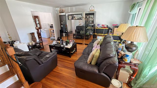 3207 Pearsall Avenue, Bronx, NY 10469