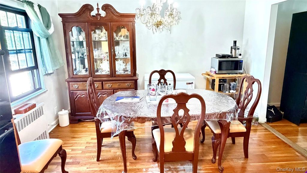 3207 Pearsall Avenue, Bronx, NY 10469 — photo 4