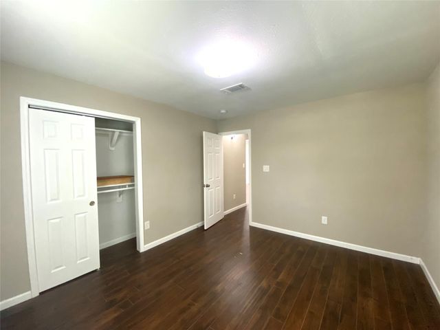 4411 Buena Vista Street, Stafford, TX 77477