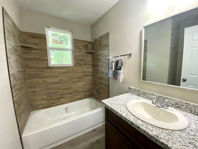 4411 Buena Vista Street, Stafford, TX 77477