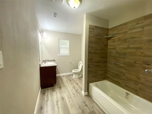 4411 Buena Vista Street, Stafford, TX 77477