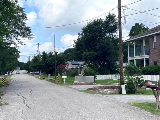 4411 Buena Vista Street, Stafford, TX 77477