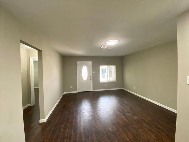 4411 Buena Vista Street, Stafford, TX 77477