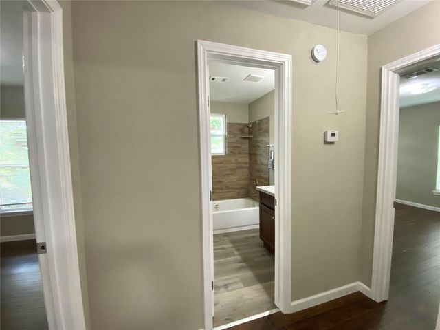 4411 Buena Vista Street, Stafford, TX 77477