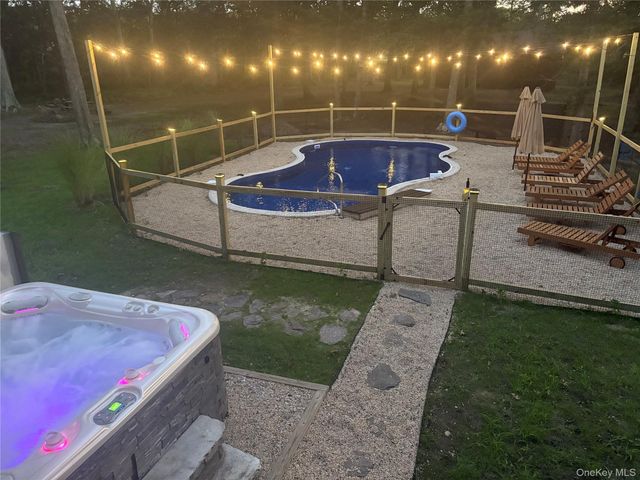 1710 Gull Pond Lane, Greenport, NY 11944