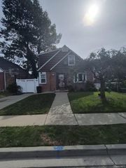 204 Wellington Road, Hempstead, NY 11003