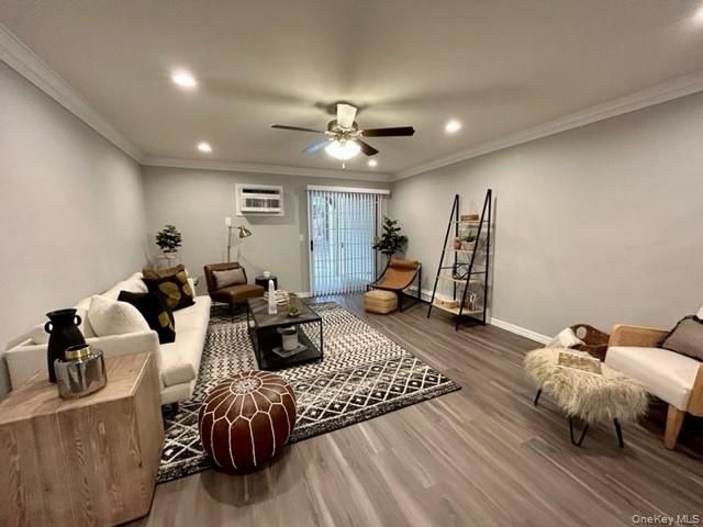 197 Cassa Loop 197, Holtsville, NY 11742