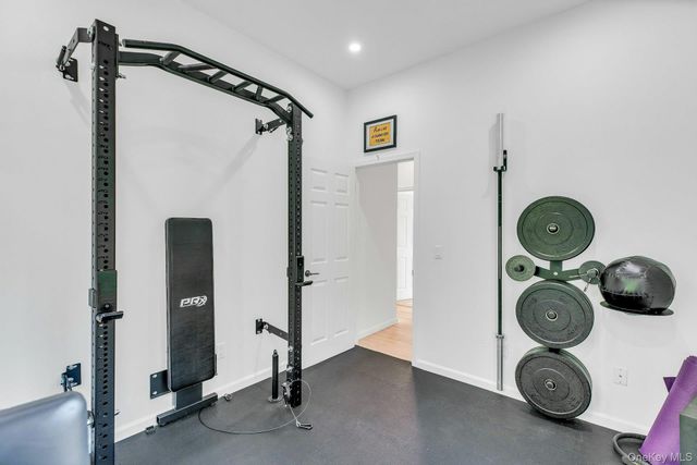 56 S Country Road, Westhampton, NY 11977