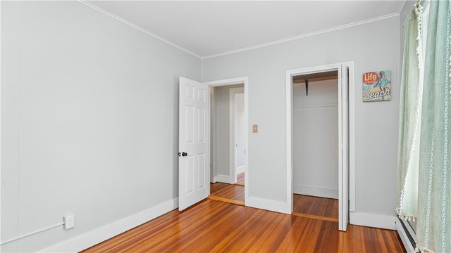 814 W Shore Road, Warwick, RI 02889