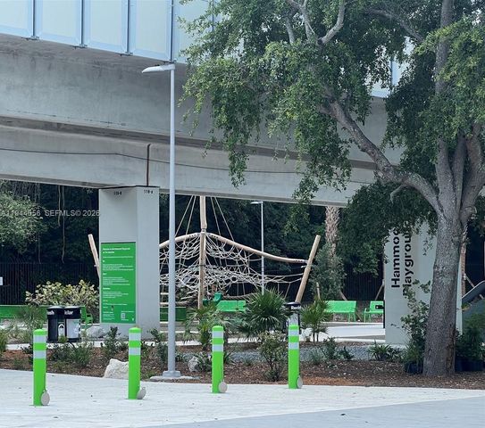 1600 SW 1st Ave 1108, Miami, FL 33129