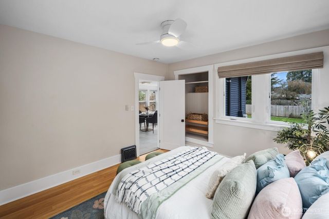 7941 30th Avenue SW, Seattle, WA 98126