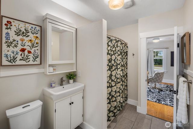 7941 30th Avenue SW, Seattle, WA 98126