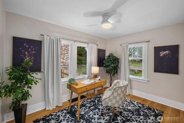 7941 30th Avenue SW, Seattle, WA 98126