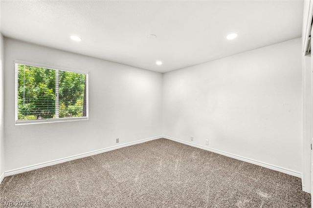 5140 Indian River Drive 306, Las Vegas, NV 89103