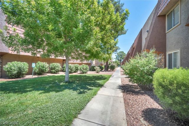 5140 Indian River Drive 306, Las Vegas, NV 89103