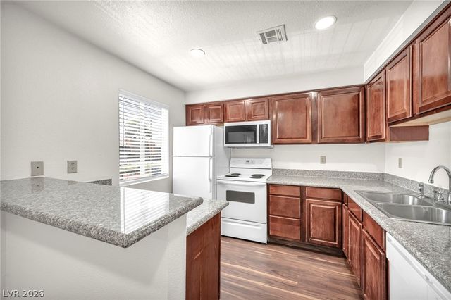 5140 Indian River Drive 306, Las Vegas, NV 89103